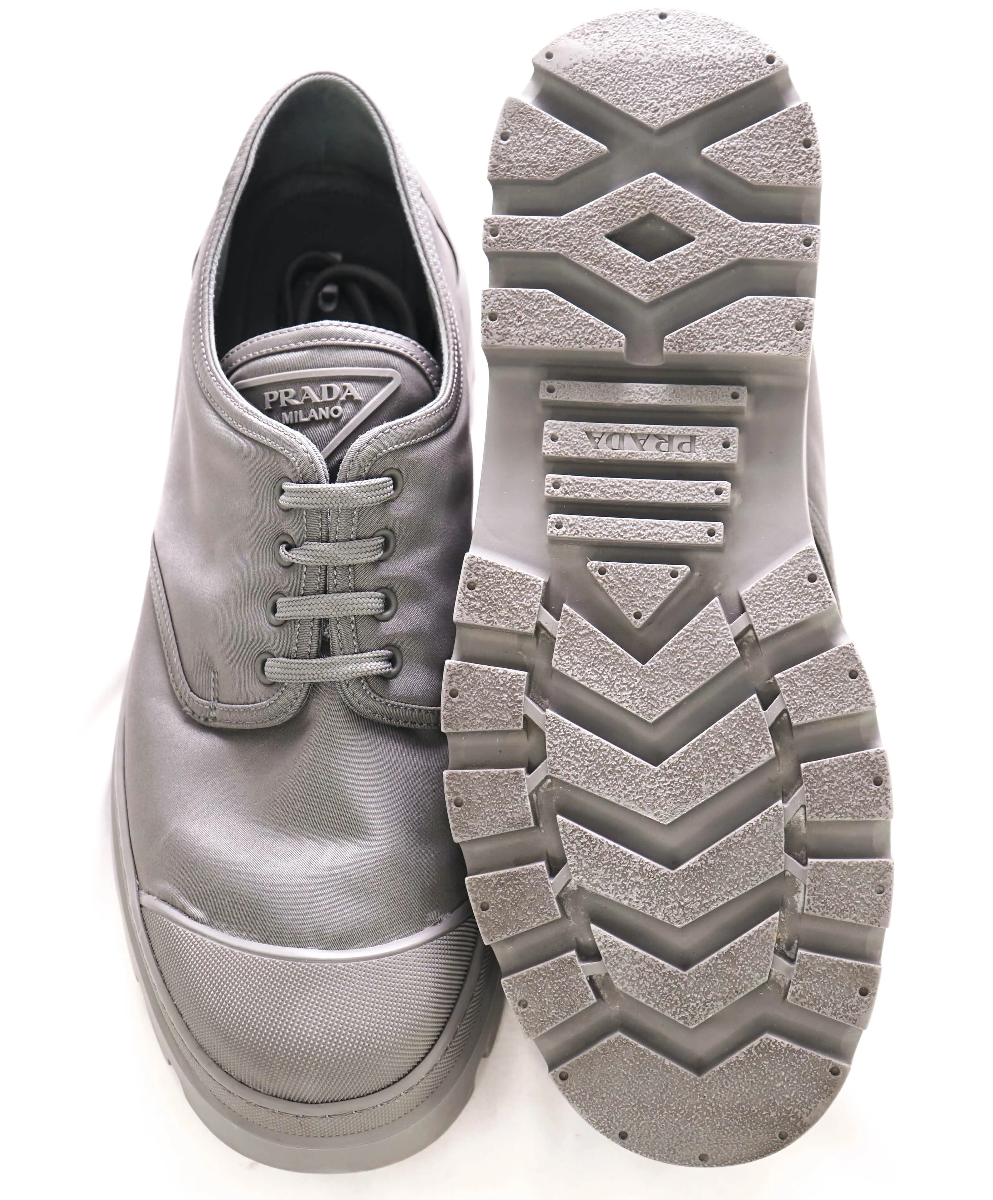 $1,150 PRADA - Neutral Logo Sneaker Oxfords Lug Sole Shoe - 11.5 US (10.5 Prada)