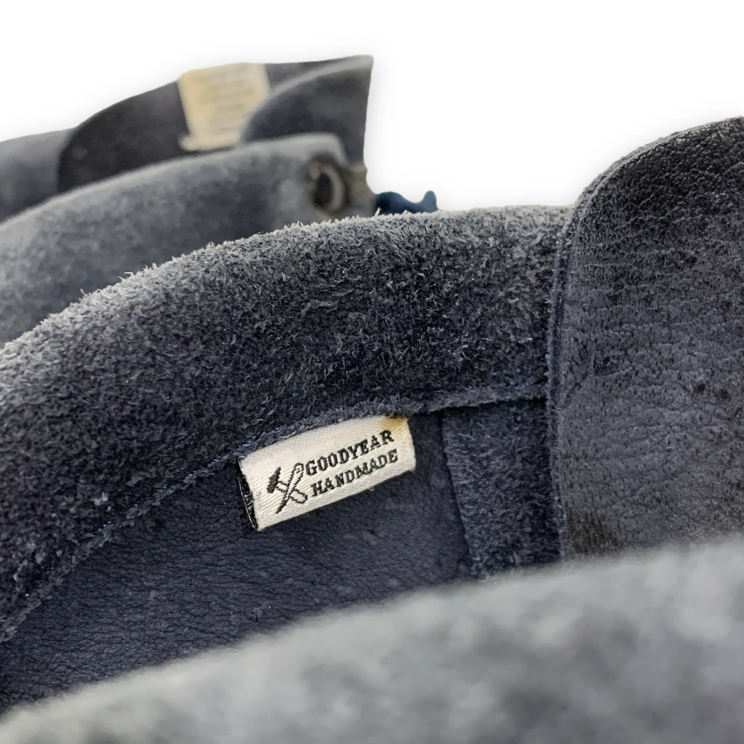 [8] Visvim Beard Boots Folk Suede