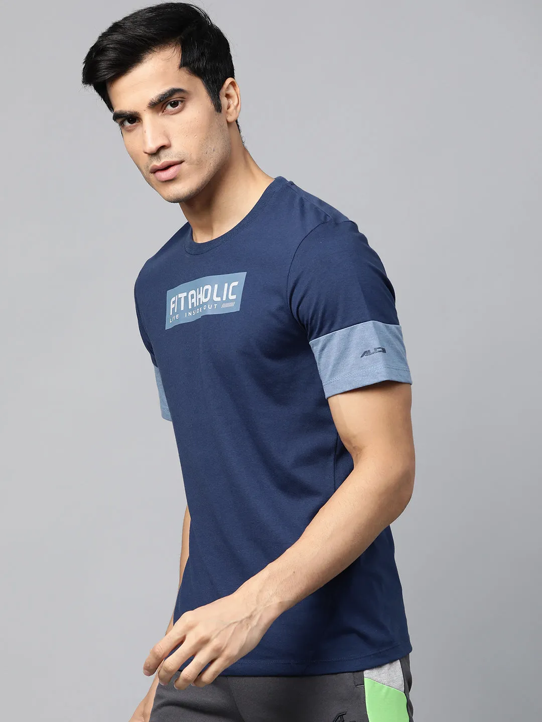 Alcis Men Navy Blue Slim Fit Printed Round Neck Running T-shirt