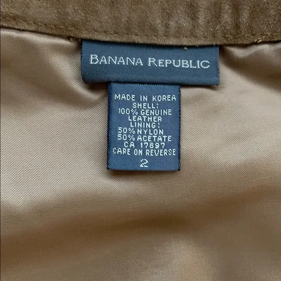 Banana Republic Suede Skirt 🤎