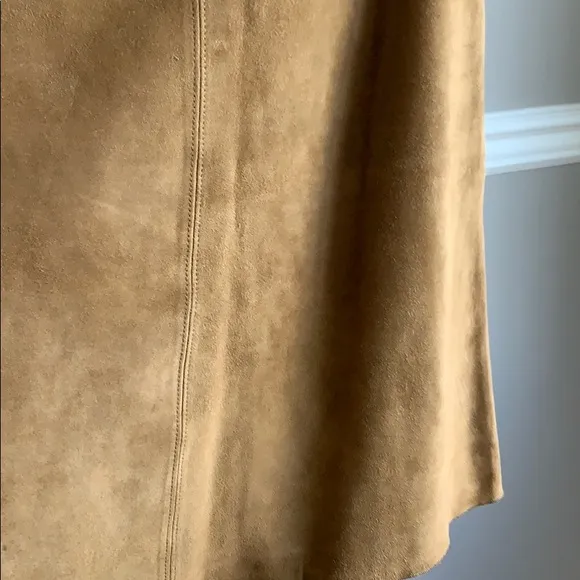 Banana Republic Suede Skirt 🤎