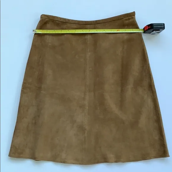 Banana Republic Suede Skirt 🤎