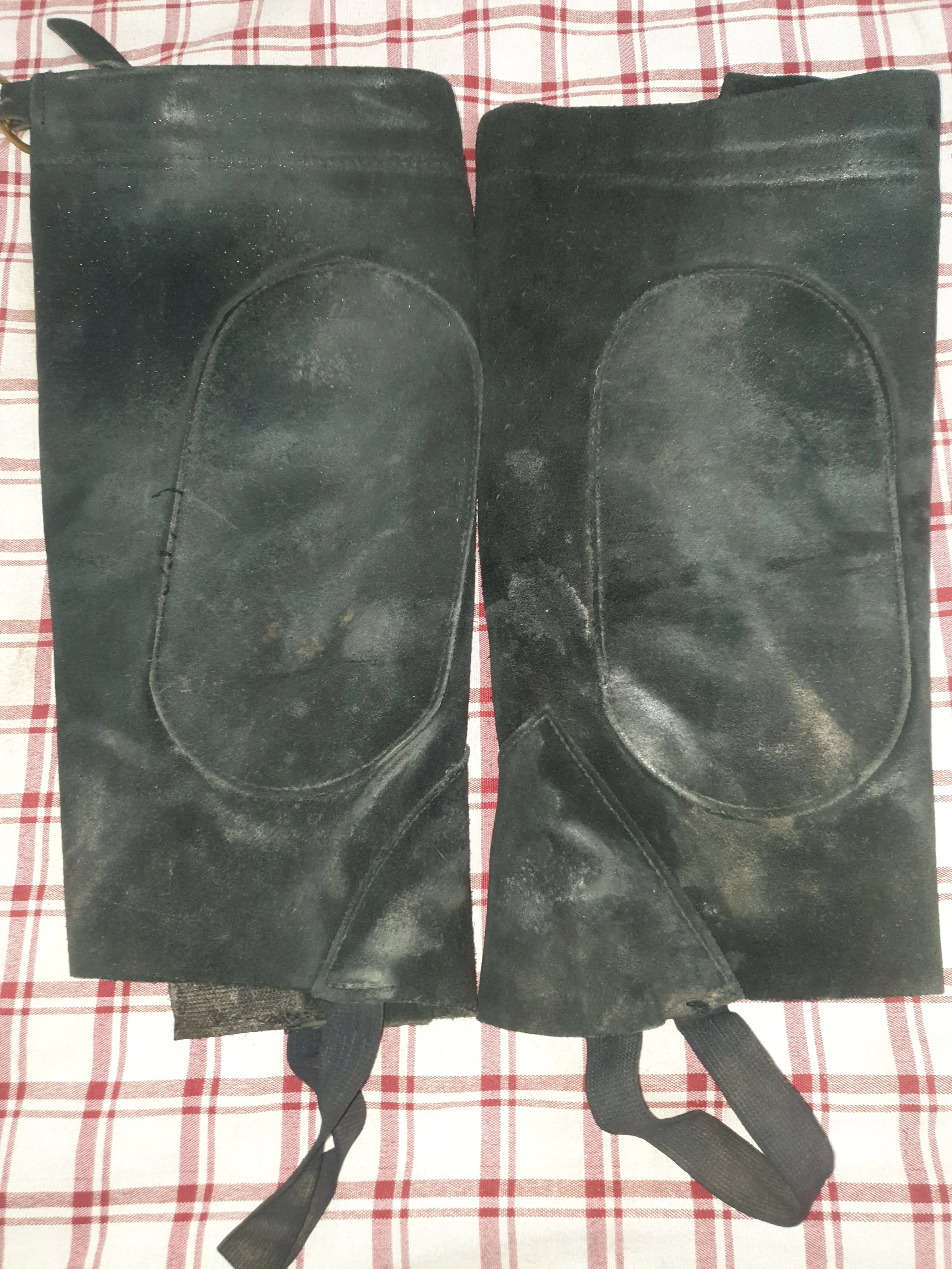 Black suede chaps size S  🟢