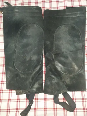 Black suede chaps size S  🟢