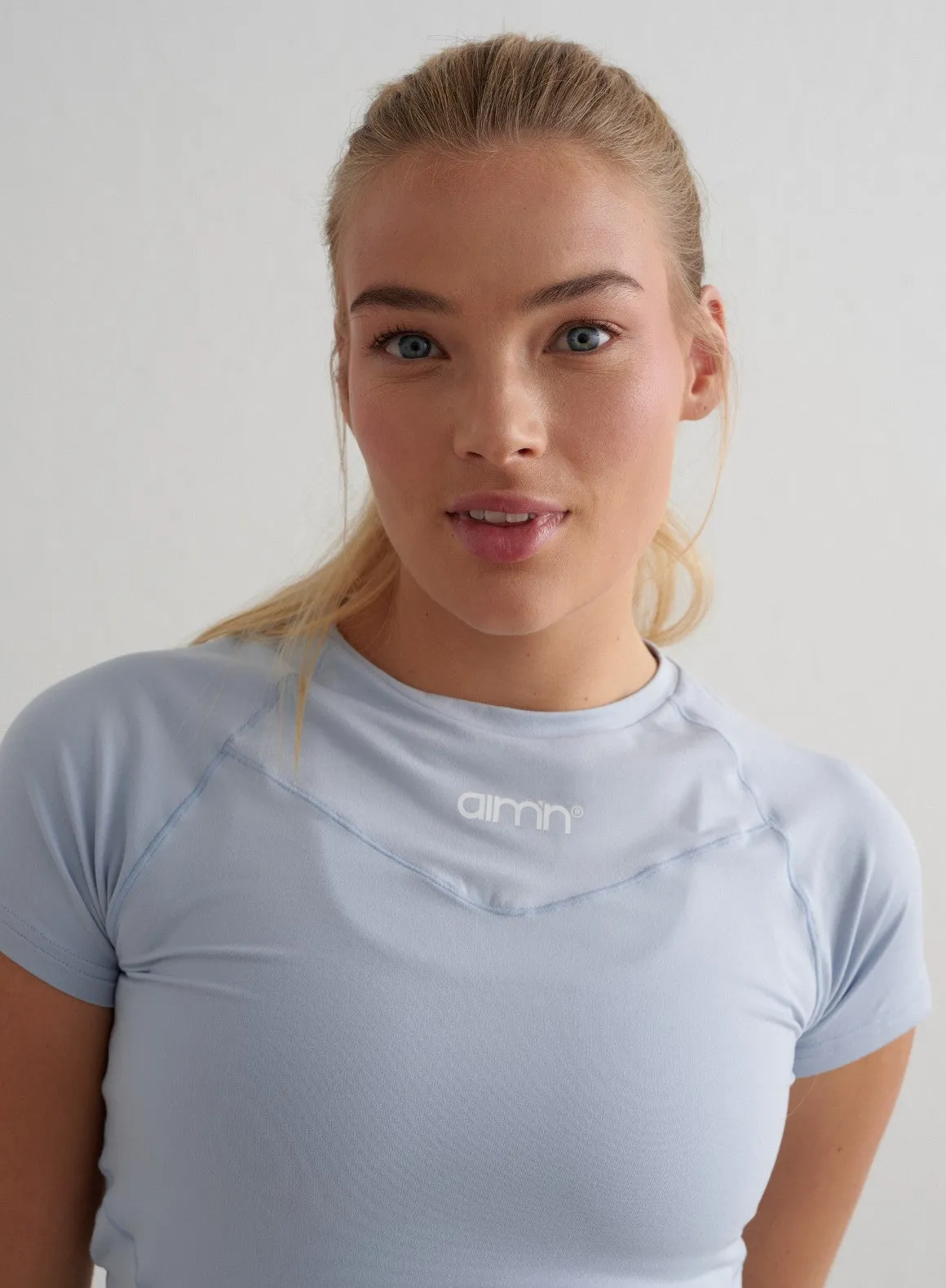 Cloudy Blue Soft Basic Short Sleeve