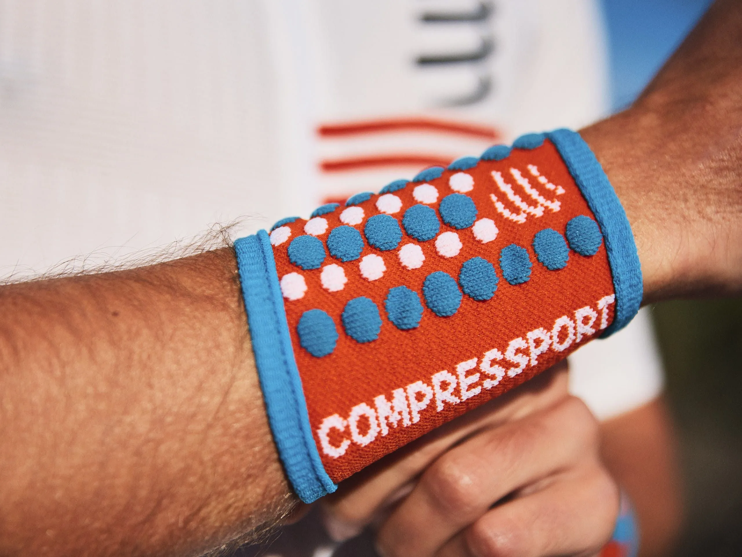 Compressport Unisex's Sweatbands 3D.Dots (Pair) - Orangeade/Fjord Blue