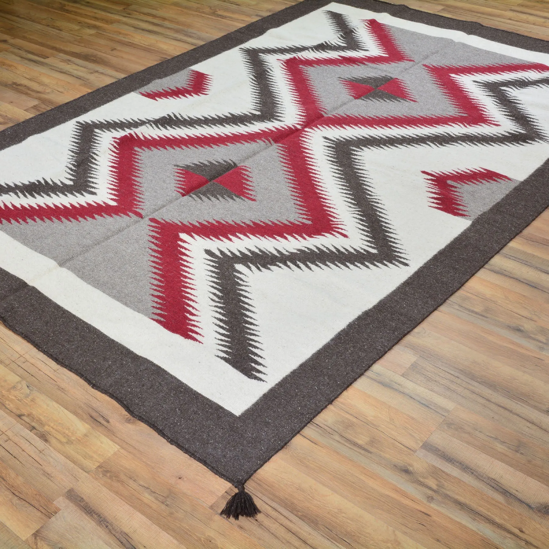 Hand-Woven Navajo Style Southwestern Design FlatWeave Rug (Size 6.0 X 9.0) Cwral-6945
