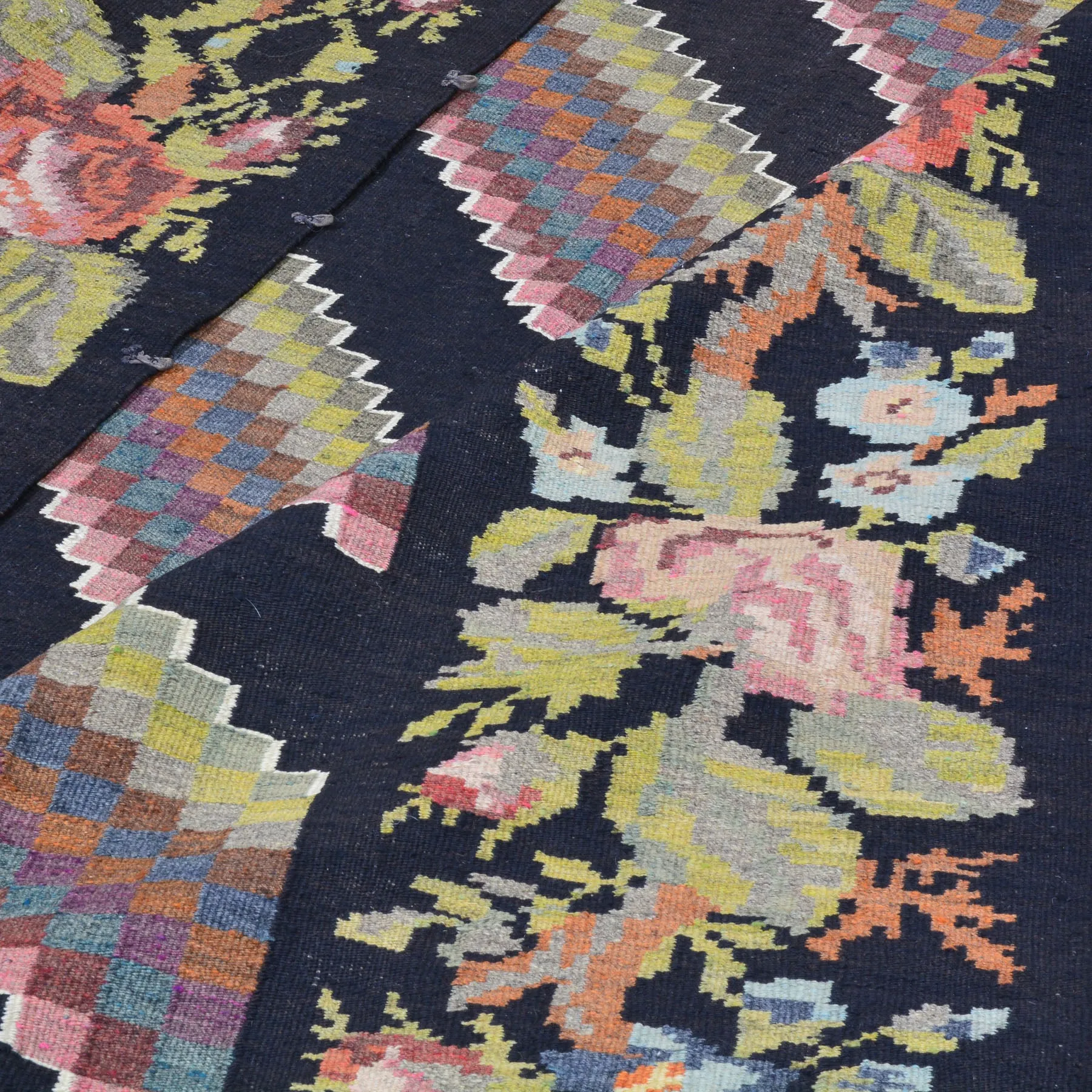 Hand-Woven Reversible Bessarabian Maldivian Kilim Handmade Rug (Size 6.7 X 11.6) Cwral-10170