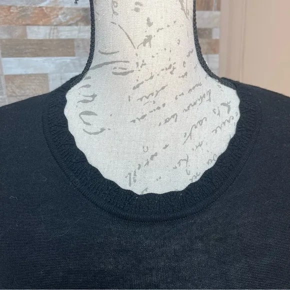 Max Studio Extrafine Merino wool sweater bell sleeves Black Sz M