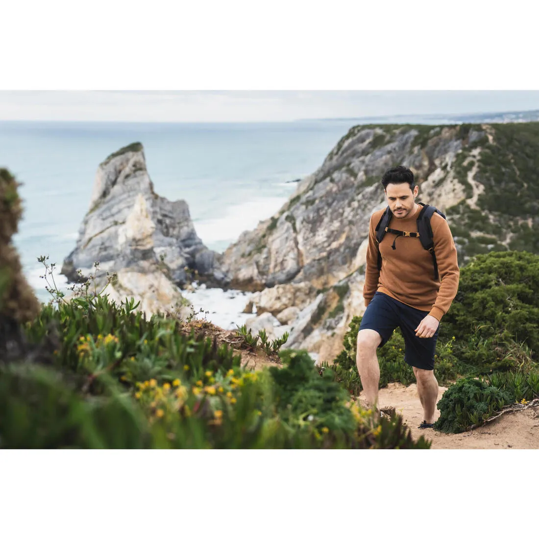 Men’s Crew-Neck Hiking Jumper - NH150