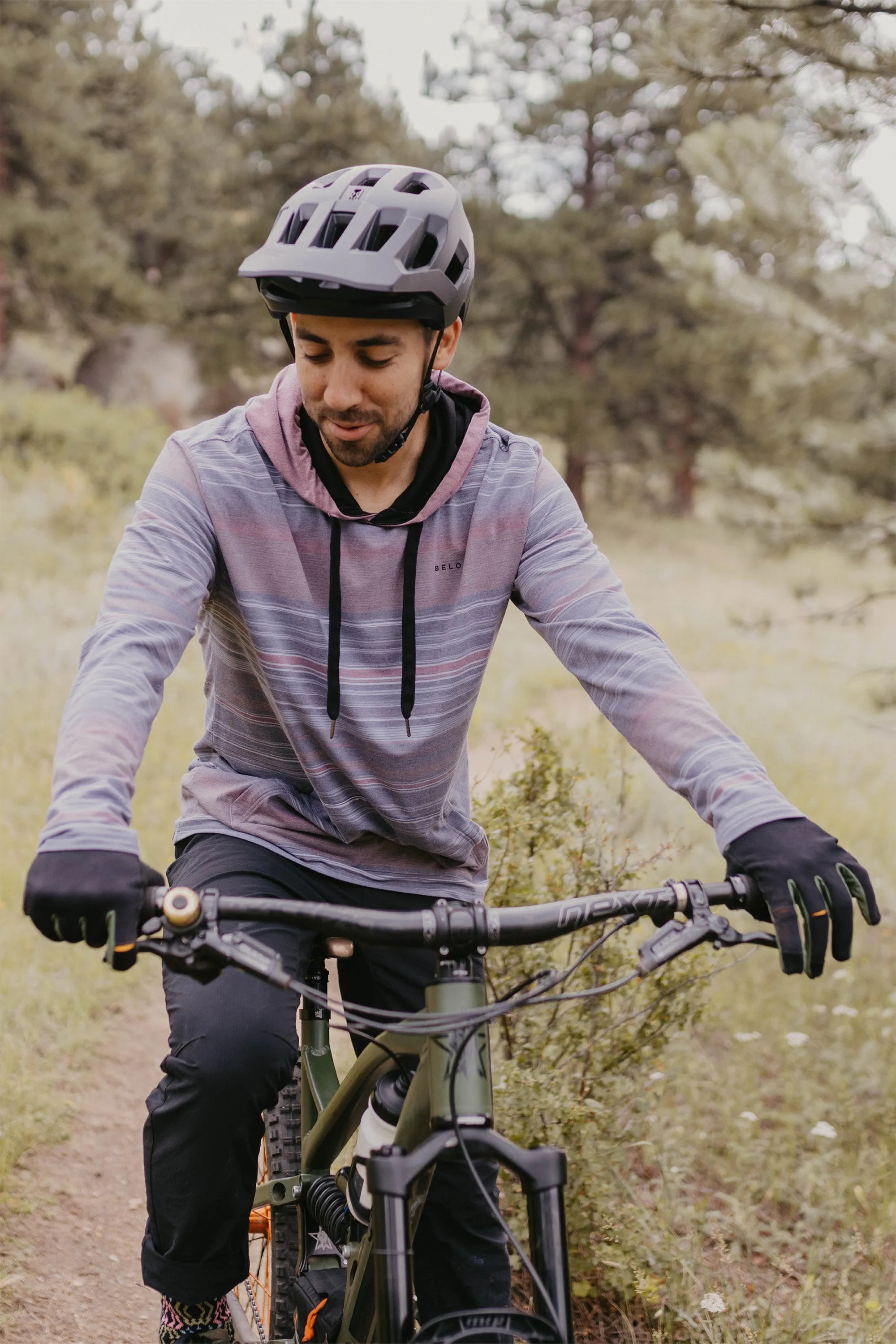 Men's Traverse Tek Hoodie (Discontinued Styles)