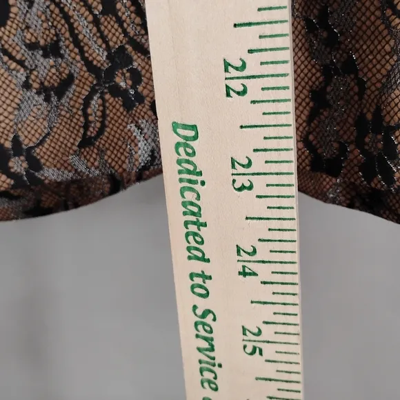 Monroe &amp; Main 2 Pc Plus Size Metallic Lace over TanTaffda Skirt Suit Sz 24