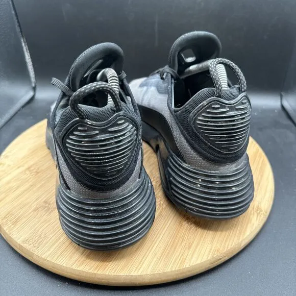 Nike Air Max 2090 Mens Size 10 Running Shoes Anthracite Black Gray BV9977-001