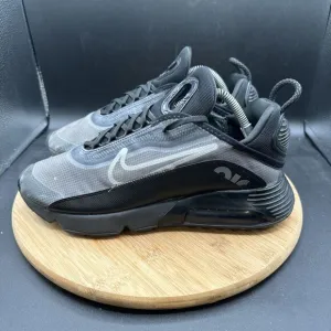 Nike Air Max 2090 Mens Size 10 Running Shoes Anthracite Black Gray BV9977-001