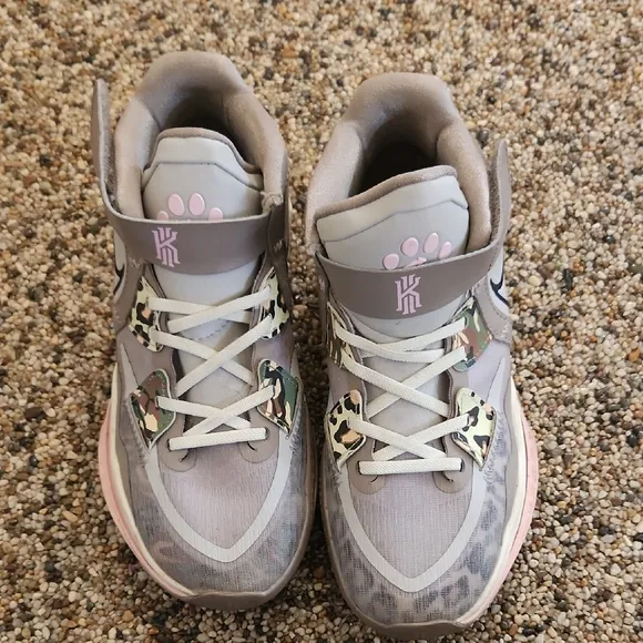 Nike Kyrie Animal Print Sneakers, size 3 youth