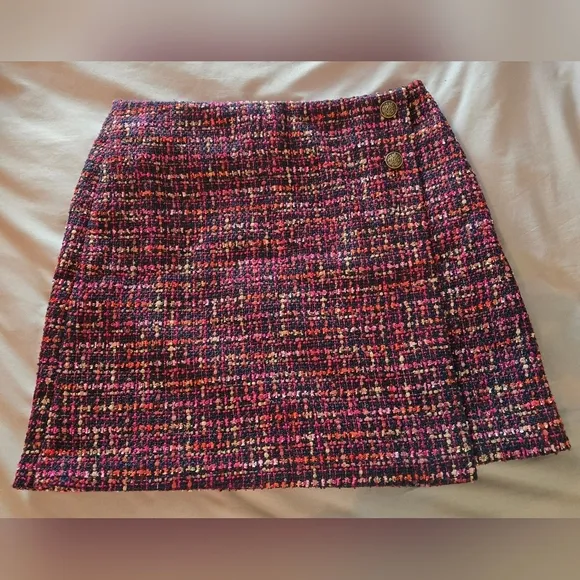 NWT | Ann Taylor LOFT | Tweed Button Trim Mini Wrap Skirt | Size: 4