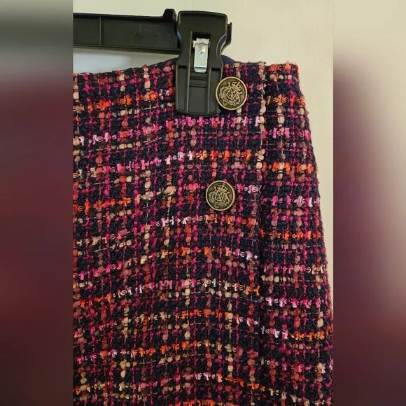 NWT | Ann Taylor LOFT | Tweed Button Trim Mini Wrap Skirt | Size: 4