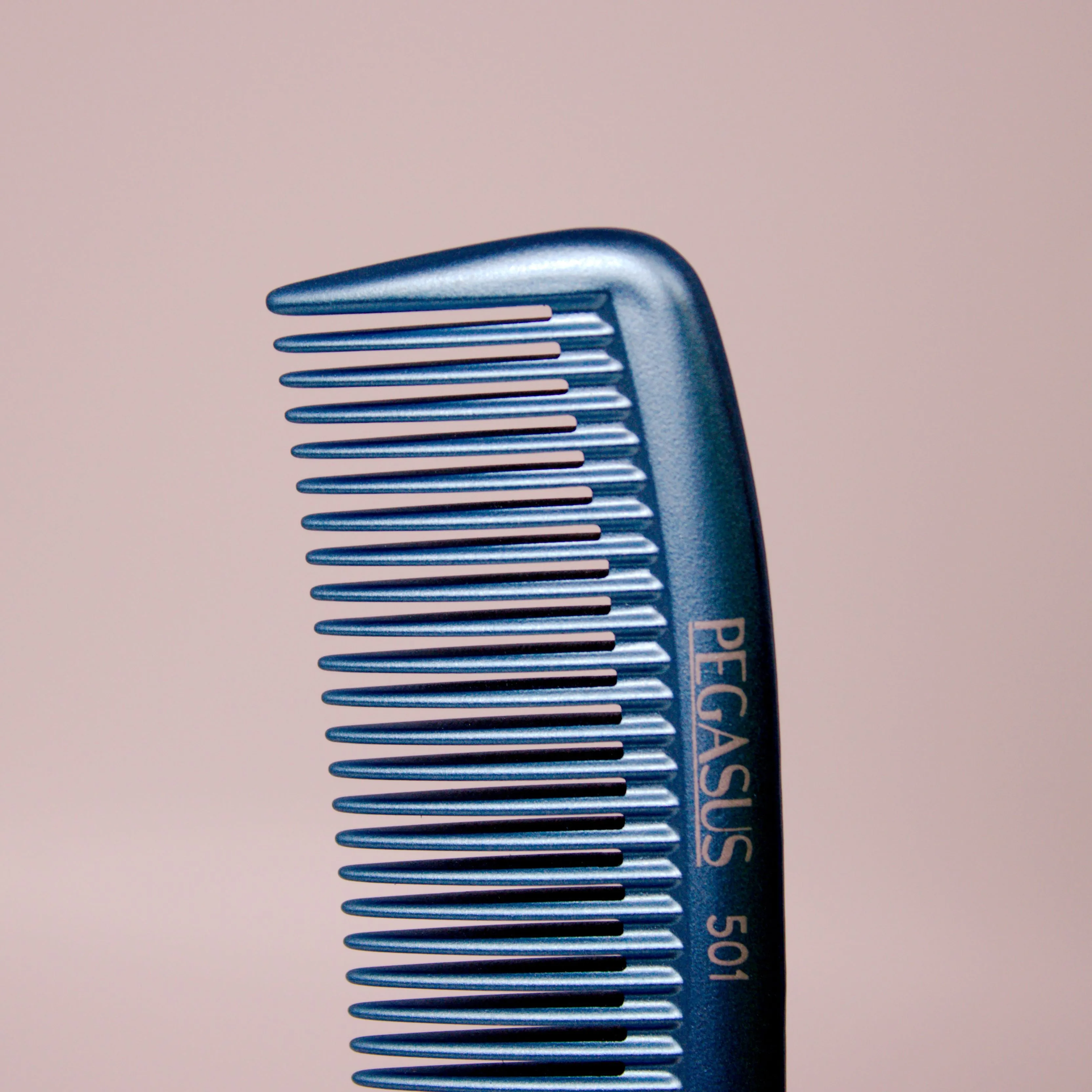Pegasus MICOLOR 501, 9in Hard Rubber Handle Comb, Handmade, Seamless, Smooth Edges, Anti Static, Heat and Chemically Resistant, Wet Hair, Everyday Grooming Comb | Peines de goma dura - Blue