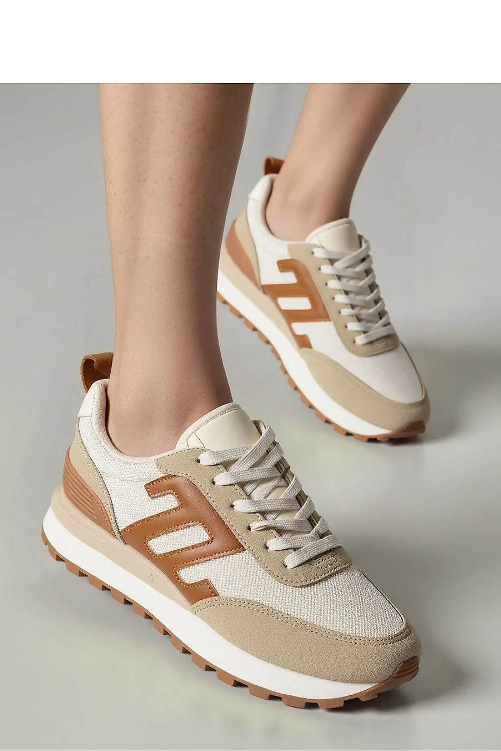 Sport Shoes Inello