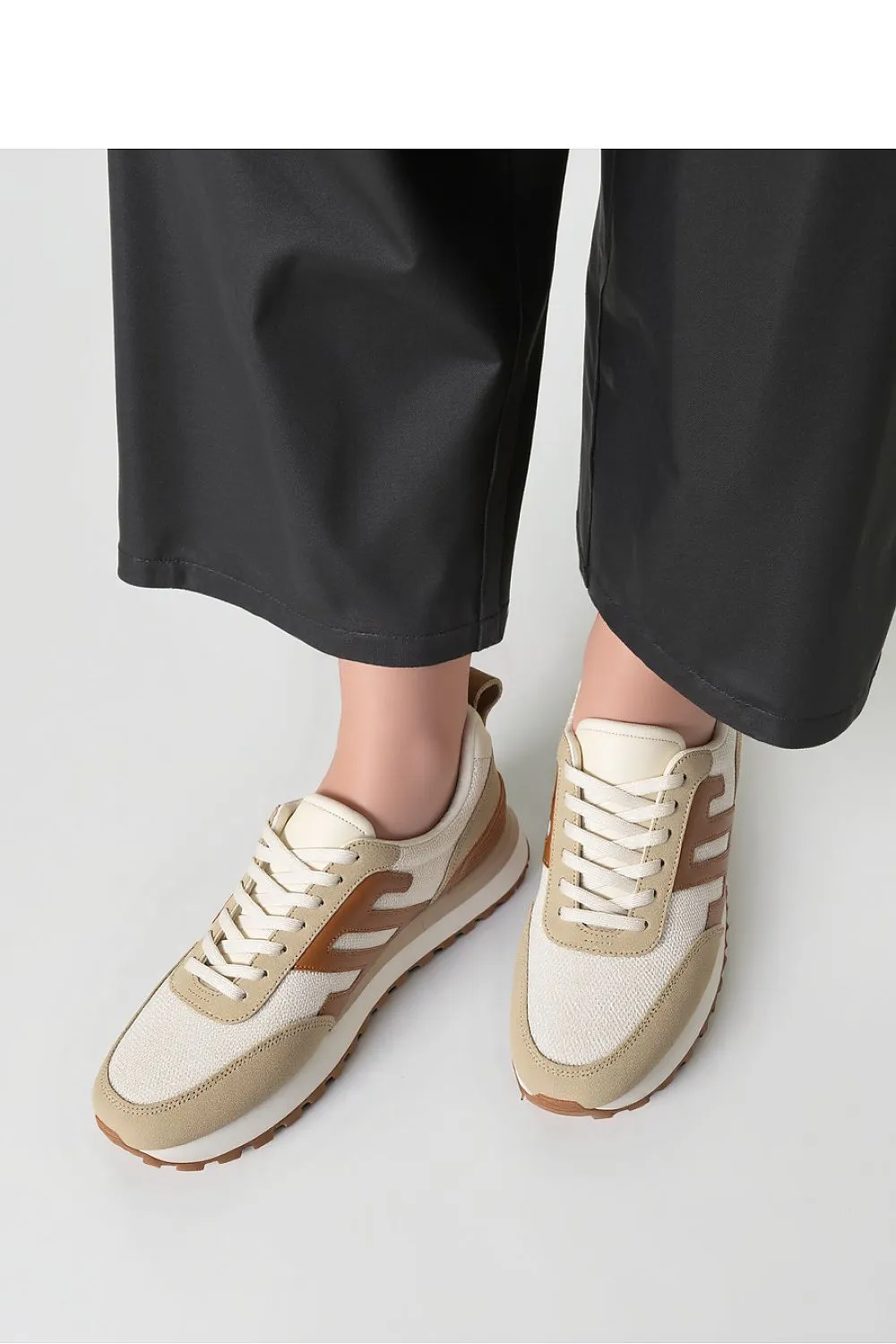Sport Shoes Inello