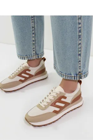 Sport Shoes Inello