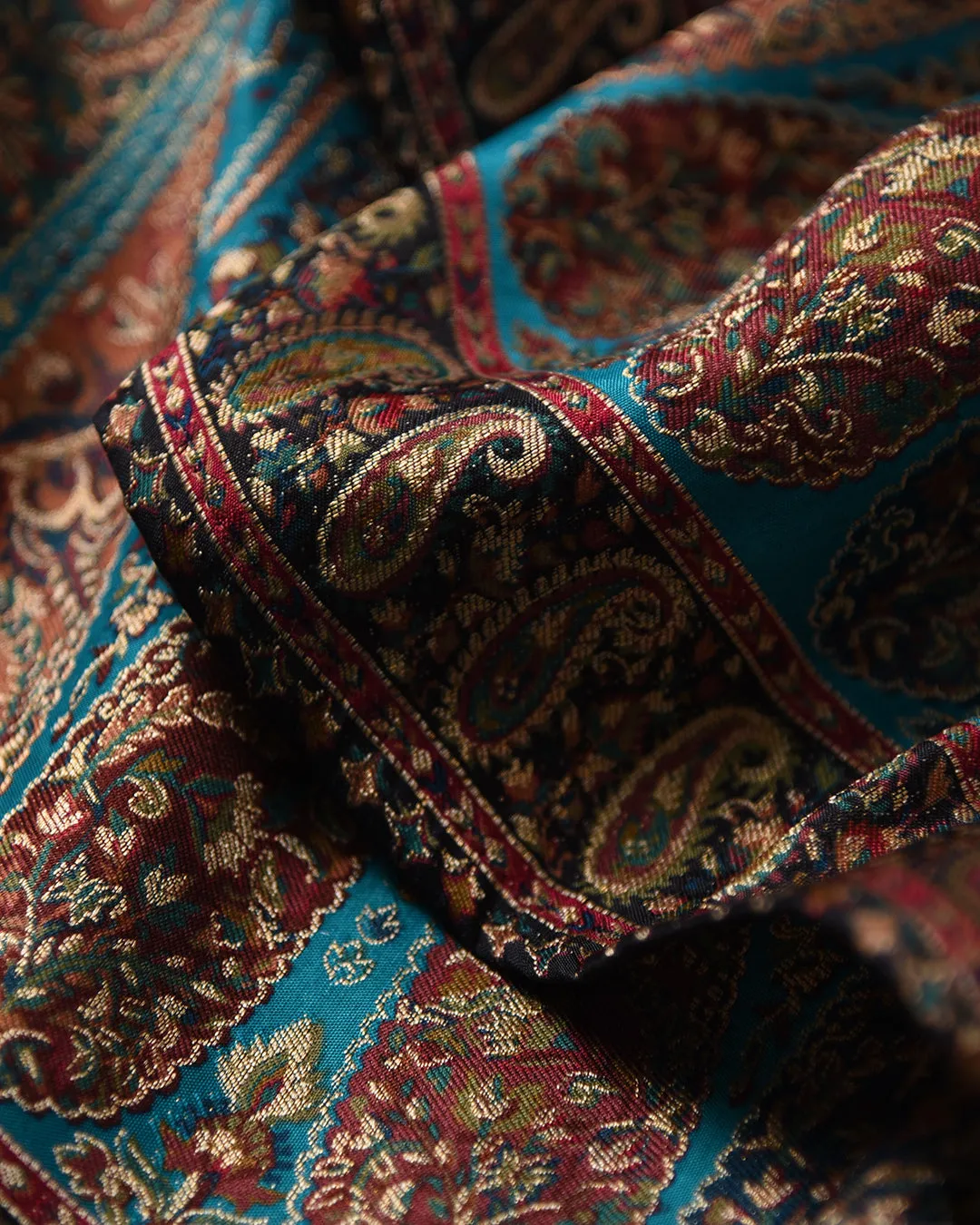 Turquoise Silk Viscose Jamdani Woven Saree With Silk Woven Blouse